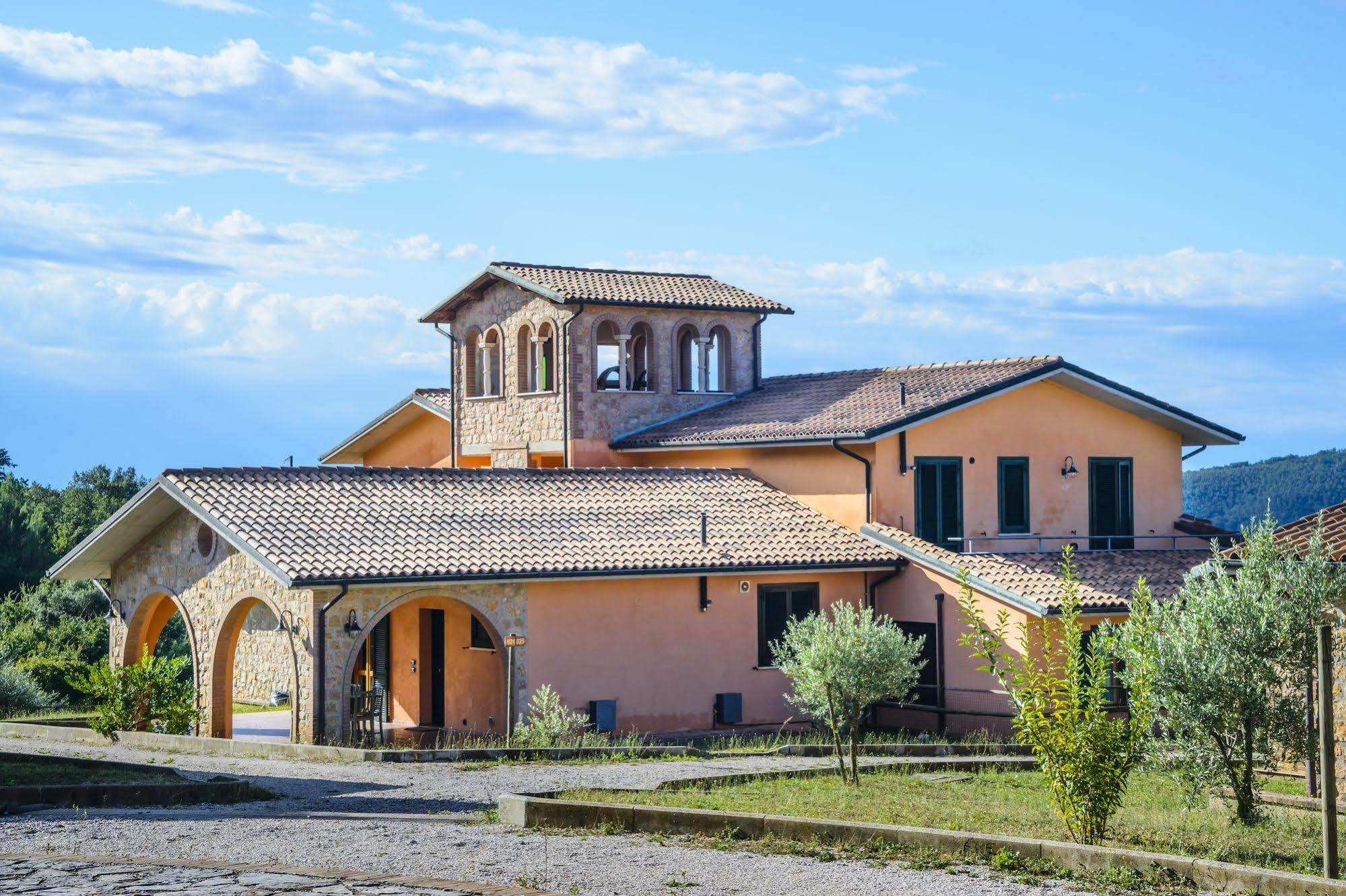 Pian Dei Mucini Resort Il Borgo มัสซามาริตติมา ภายนอก รูปภาพ