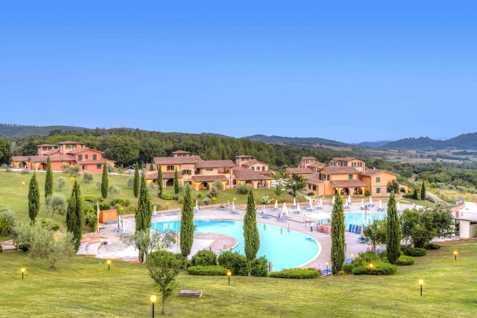 Pian Dei Mucini Resort Il Borgo มัสซามาริตติมา ภายนอก รูปภาพ
