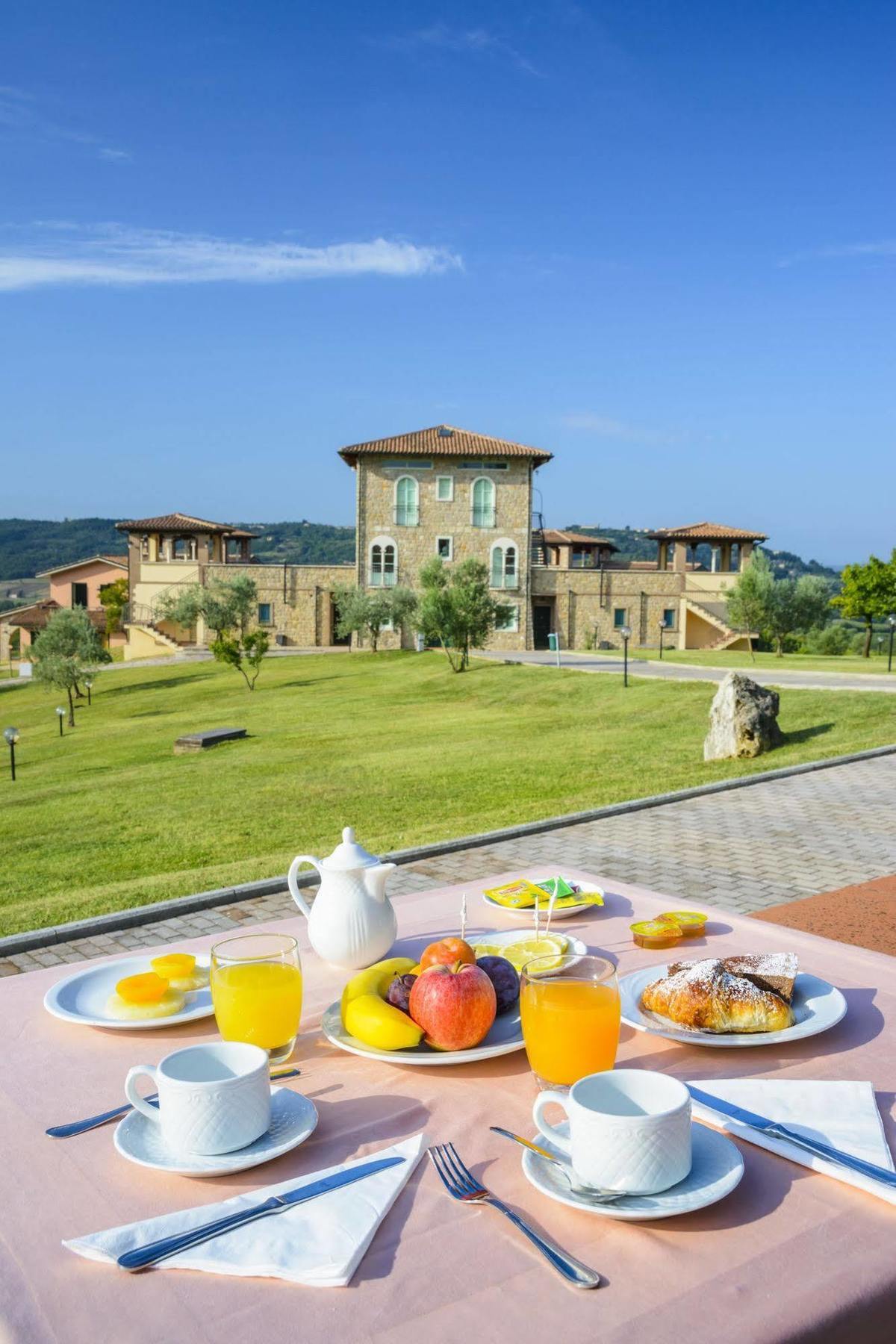 Pian Dei Mucini Resort Il Borgo มัสซามาริตติมา ภายนอก รูปภาพ