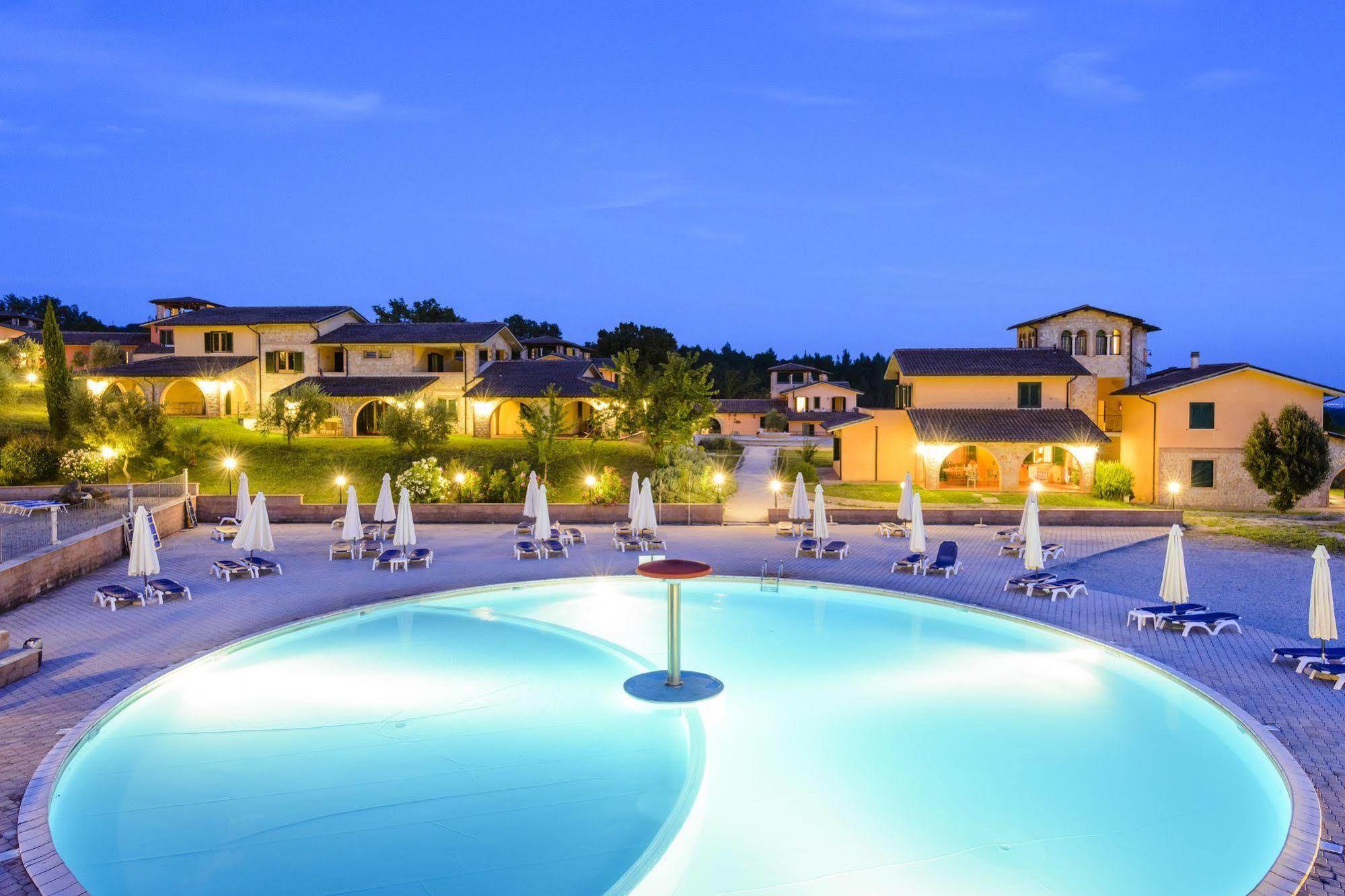 Pian Dei Mucini Resort Il Borgo มัสซามาริตติมา ภายนอก รูปภาพ